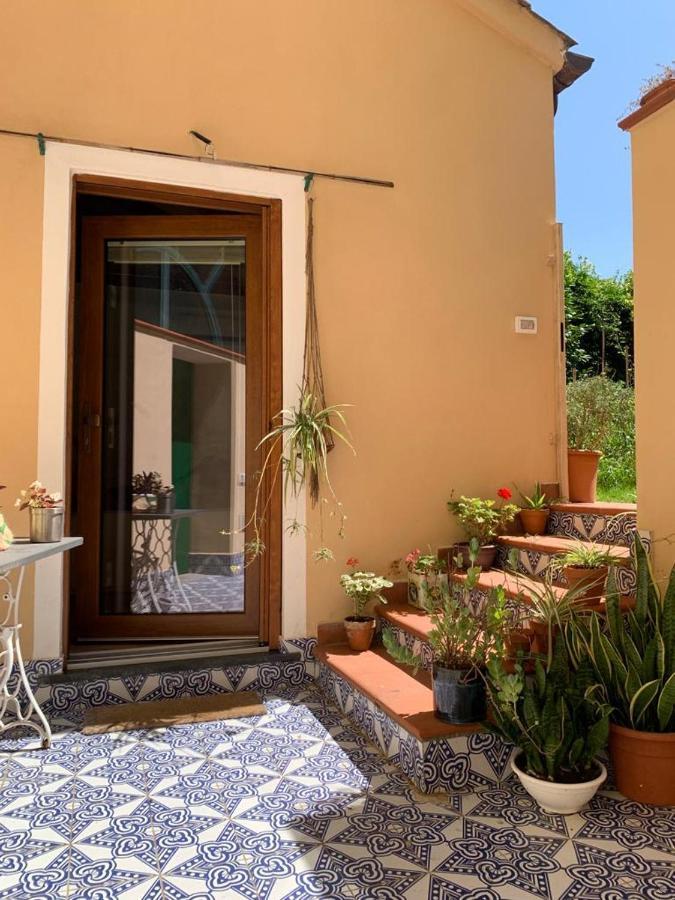 La Stanza In Giardino Acomodação com café da manhã Cava deʼ Tirreni Exterior foto